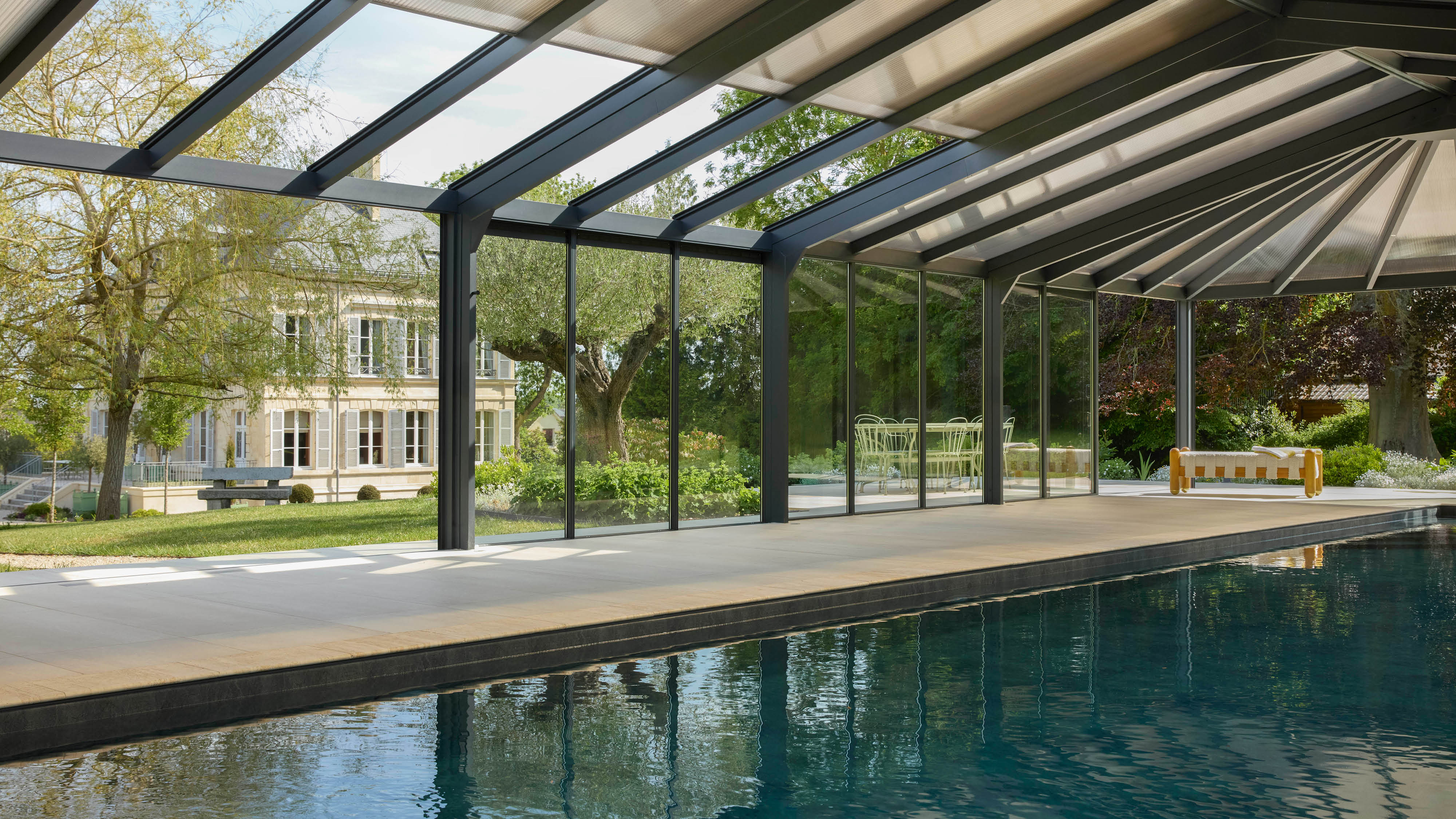 Элегантная классика, мягкий модернизм