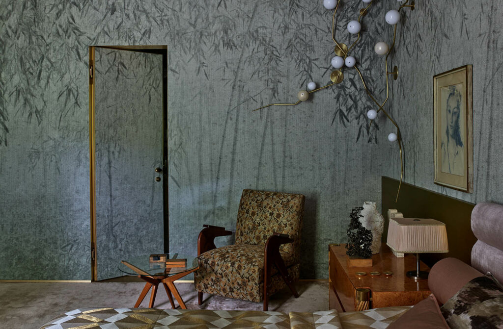 Театральная атмосфера в Итон-сквере