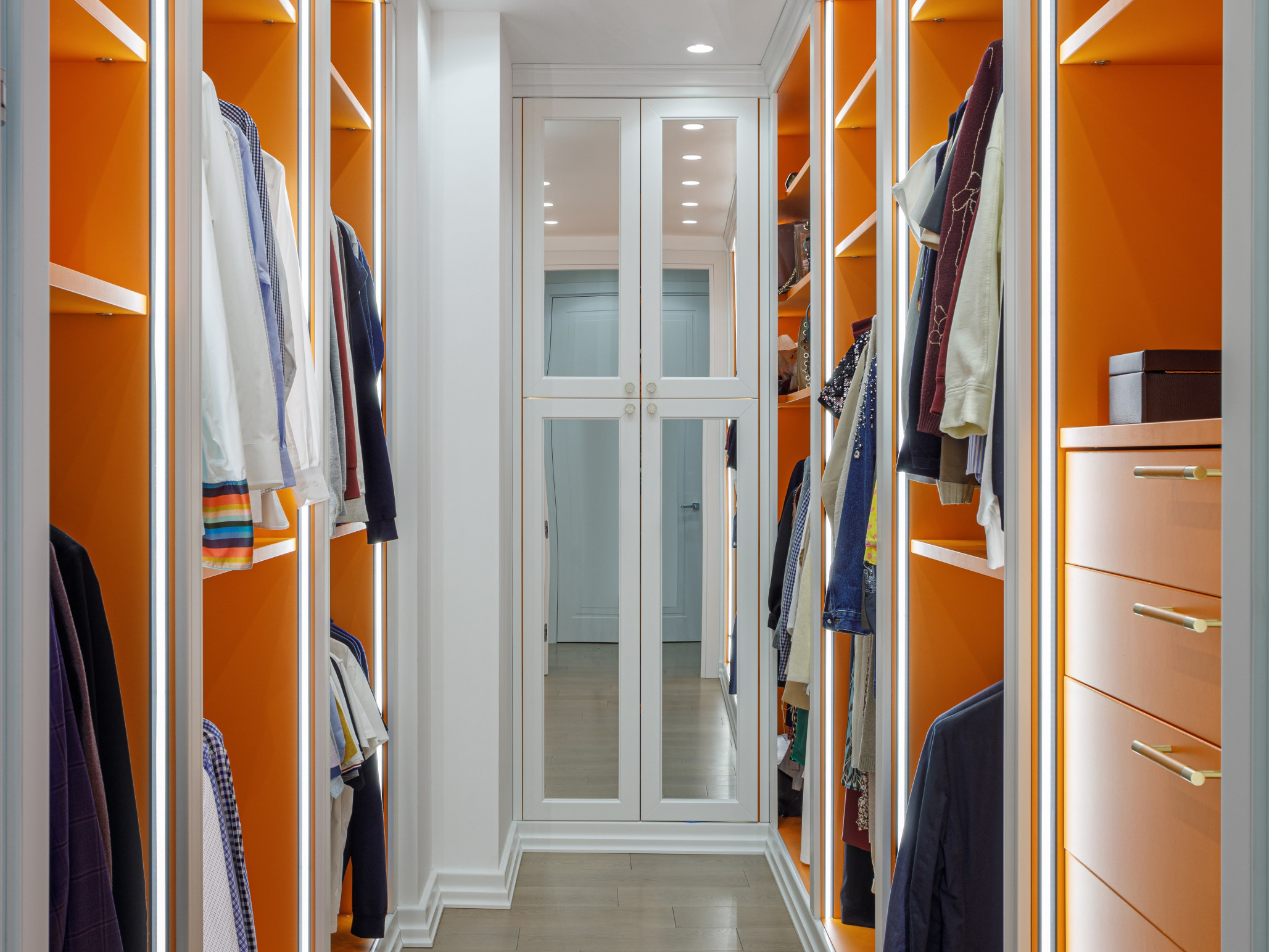 Тёплый лоск