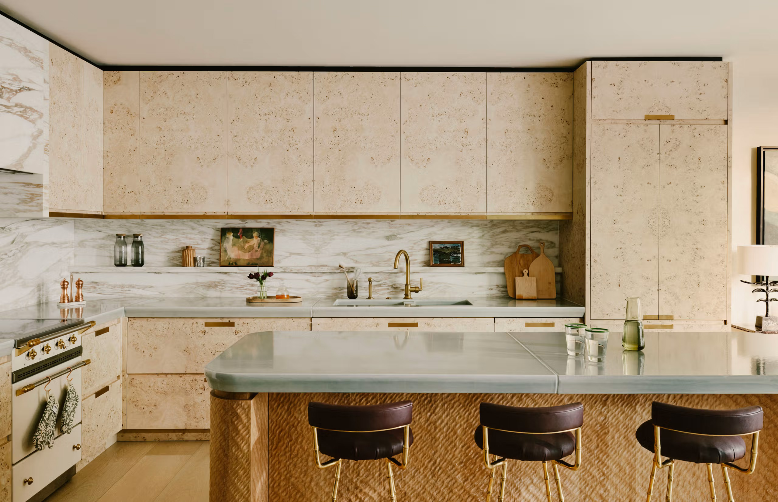 Функциональная тактильность в Мэйфэре