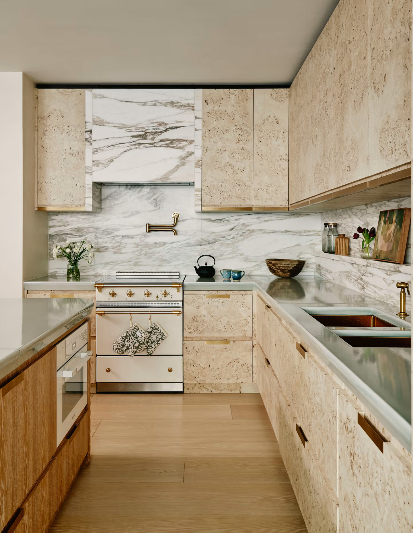 Функциональная тактильность в Мэйфэре