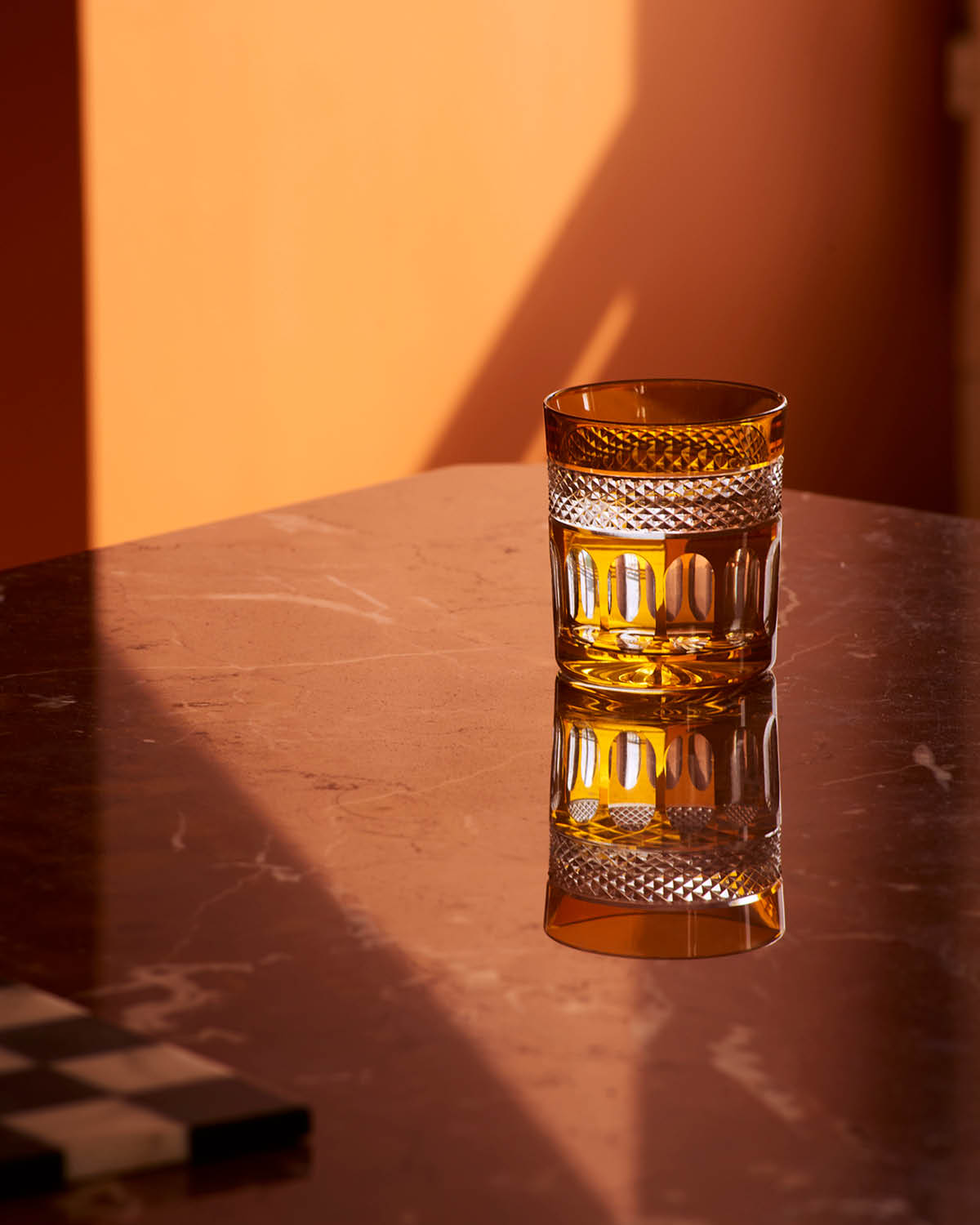 Завершенность и баланс в полутонах