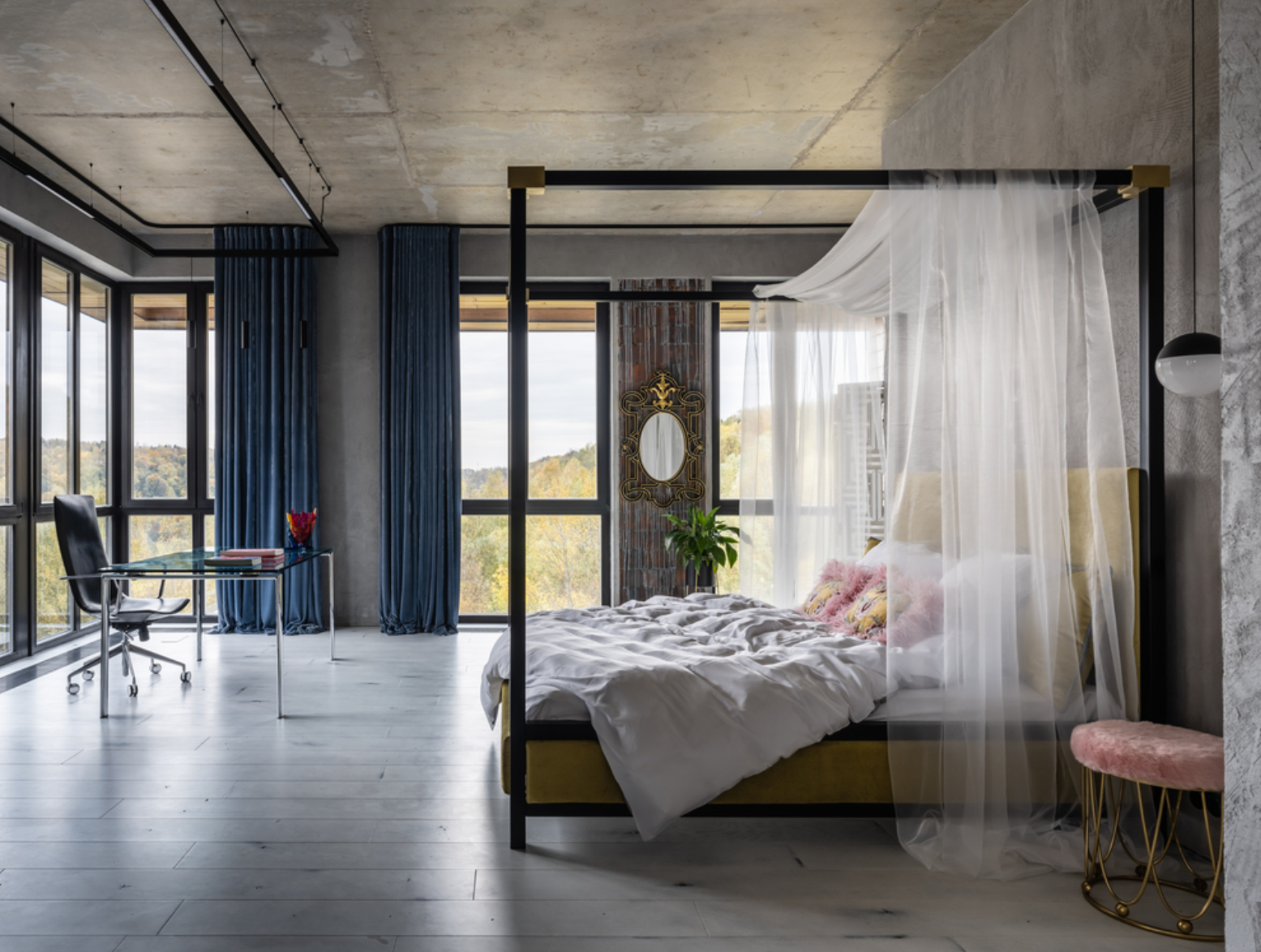 В стиле свободы и света