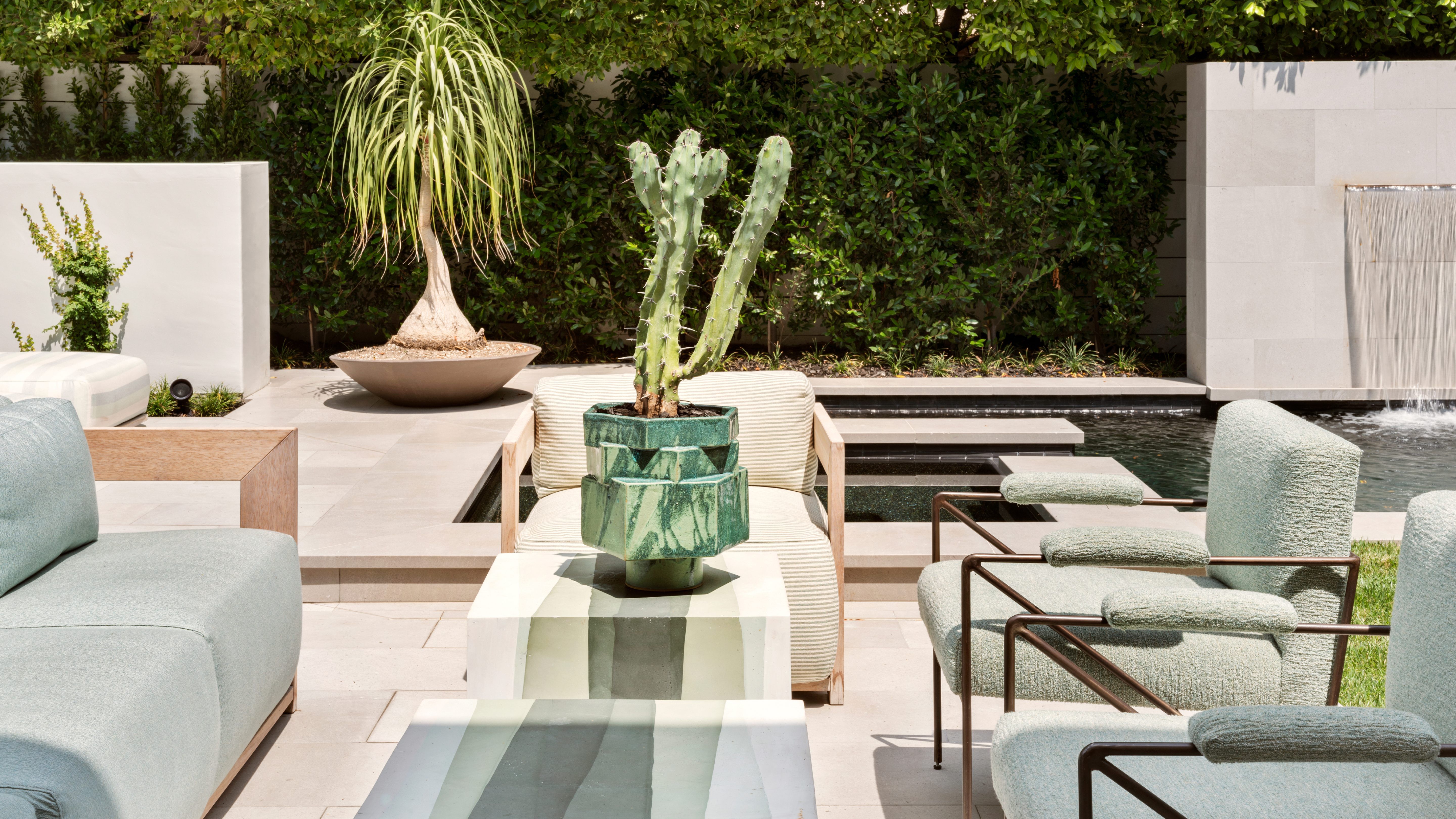 Самоуверенный дизайн для бунгало