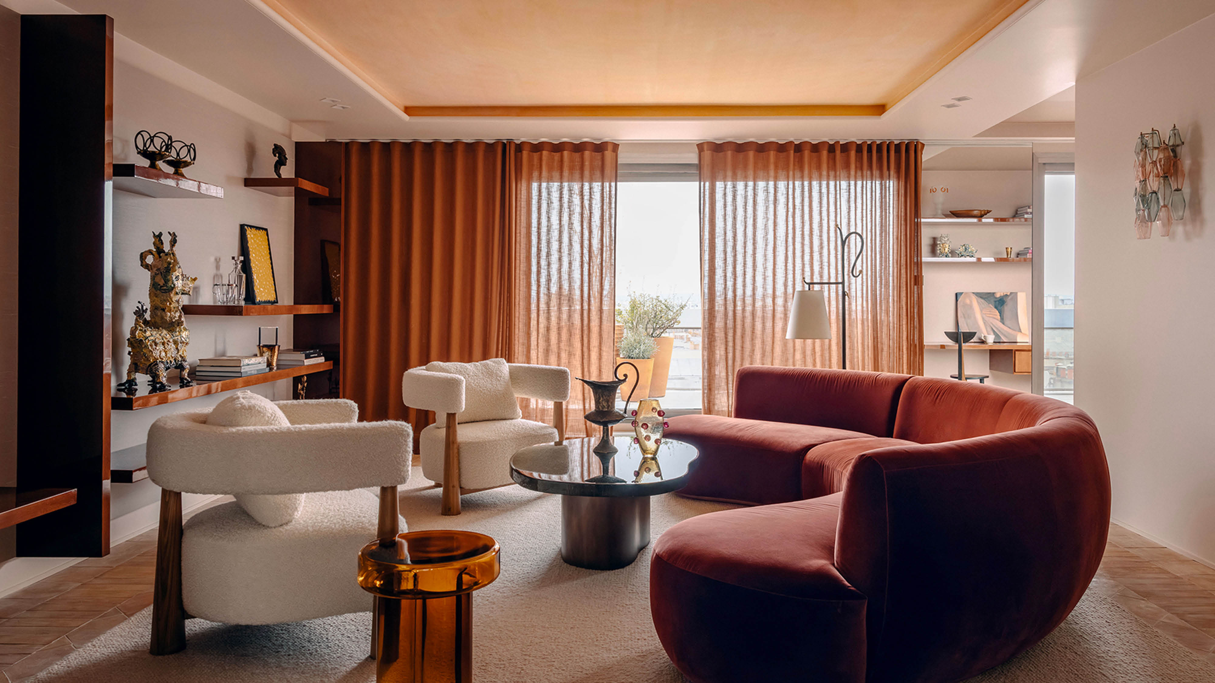 Тепло скульптурных линий