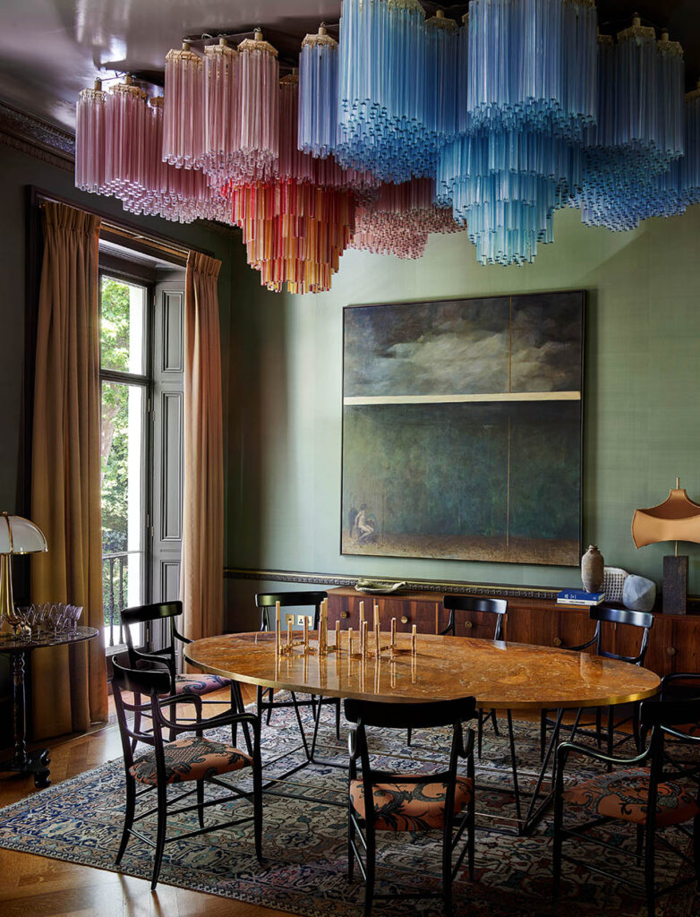 Театральная атмосфера в Итон-сквере