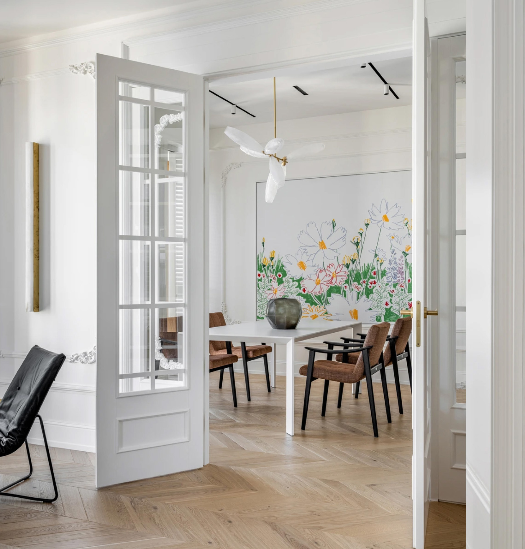 Современная классика с характером